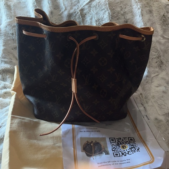 Limited time only PRICE DROP Authentic LV MM Noè comes with Dust bag and COA - Picture 10 of 15